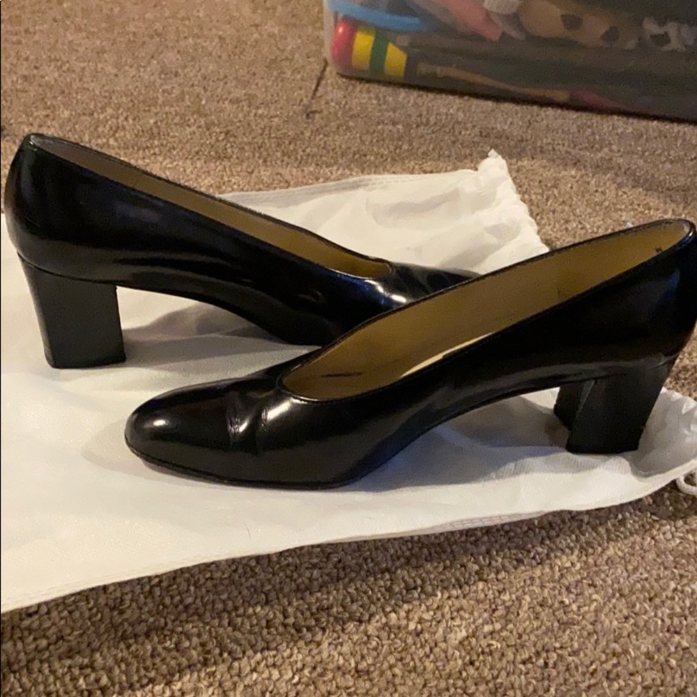Stuart weitzman black heels